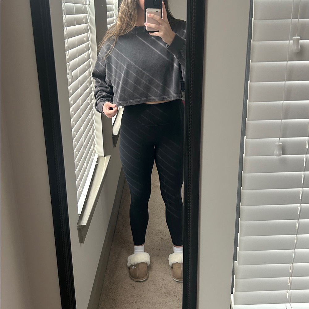 Women's Gray Cropped Sweatshirt - Picture 3 of 3
